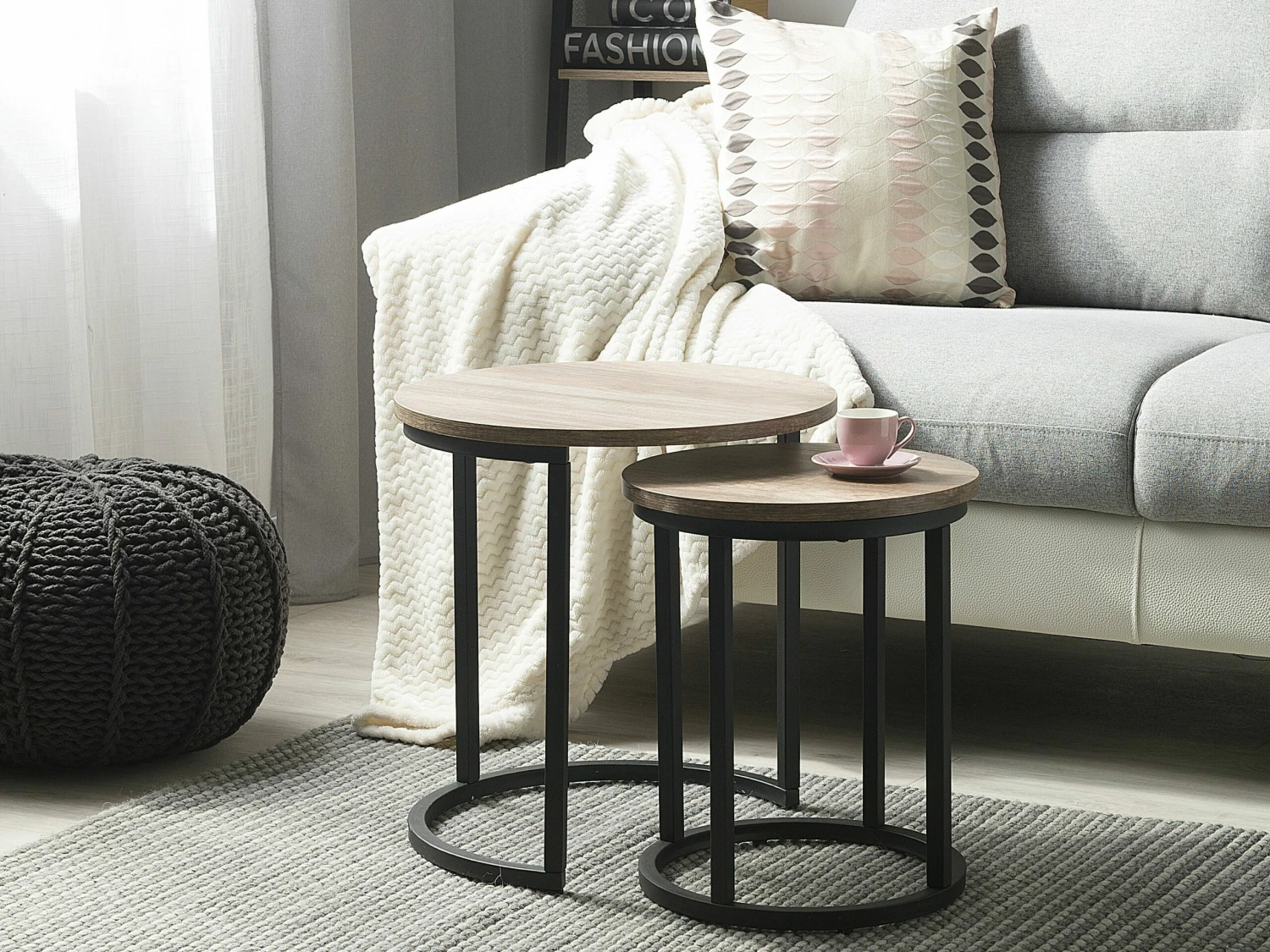 Beistelltisch 2er Set Dunkler Holzfarbton / Schwarz Rund DIXIE – Bild 2