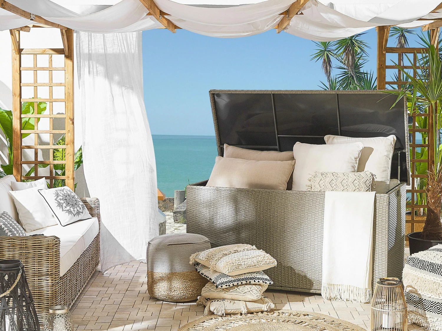 Auflagenbox Rattan Taupe 155 X 75 Cm MODENA – Bild 2