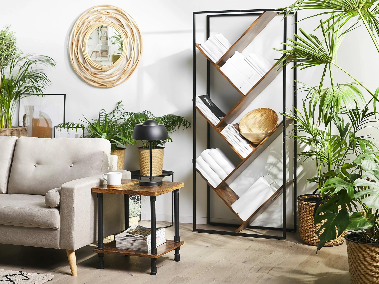 Beistelltisch Dunkler Holzfarbton / Schwarz Quadratisch VERIL – Bild 3