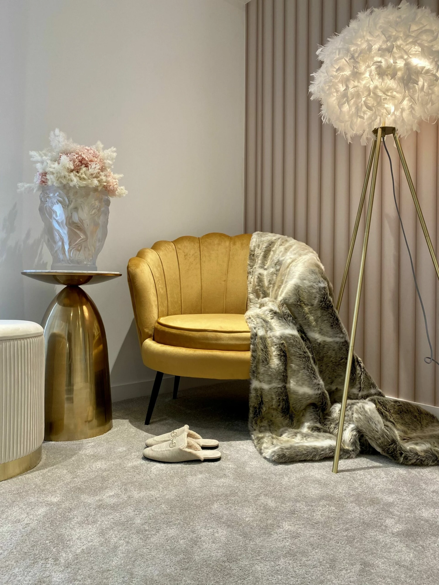 Sessel Samtstoff Gelb LOVIKKA – Bild 4