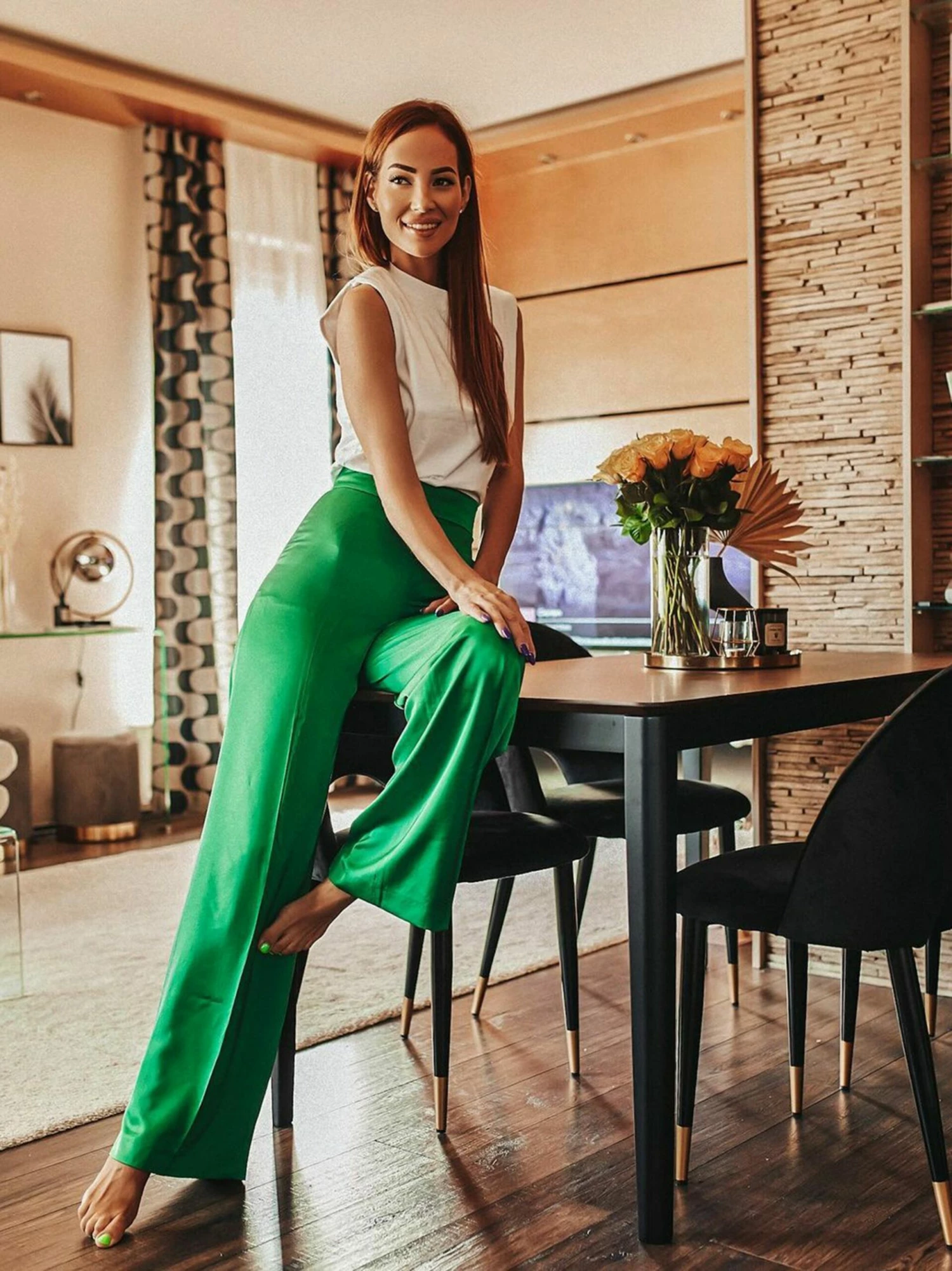 Esstisch Dunkler Holzfarbton 135 X 80 Cm CEDAR – Bild 4