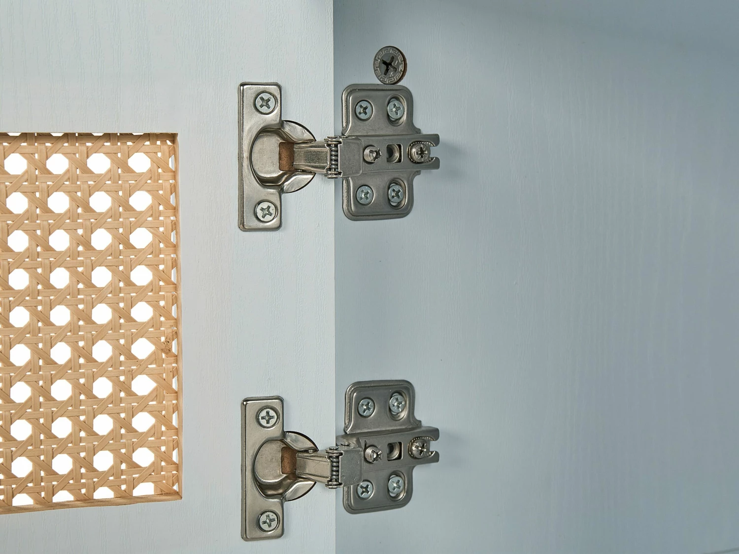 TV-Möbel Weiß / Heller Holzfarbton Rattan-Türen 140 X 39 X 45 Cm PARTON – Bild 7