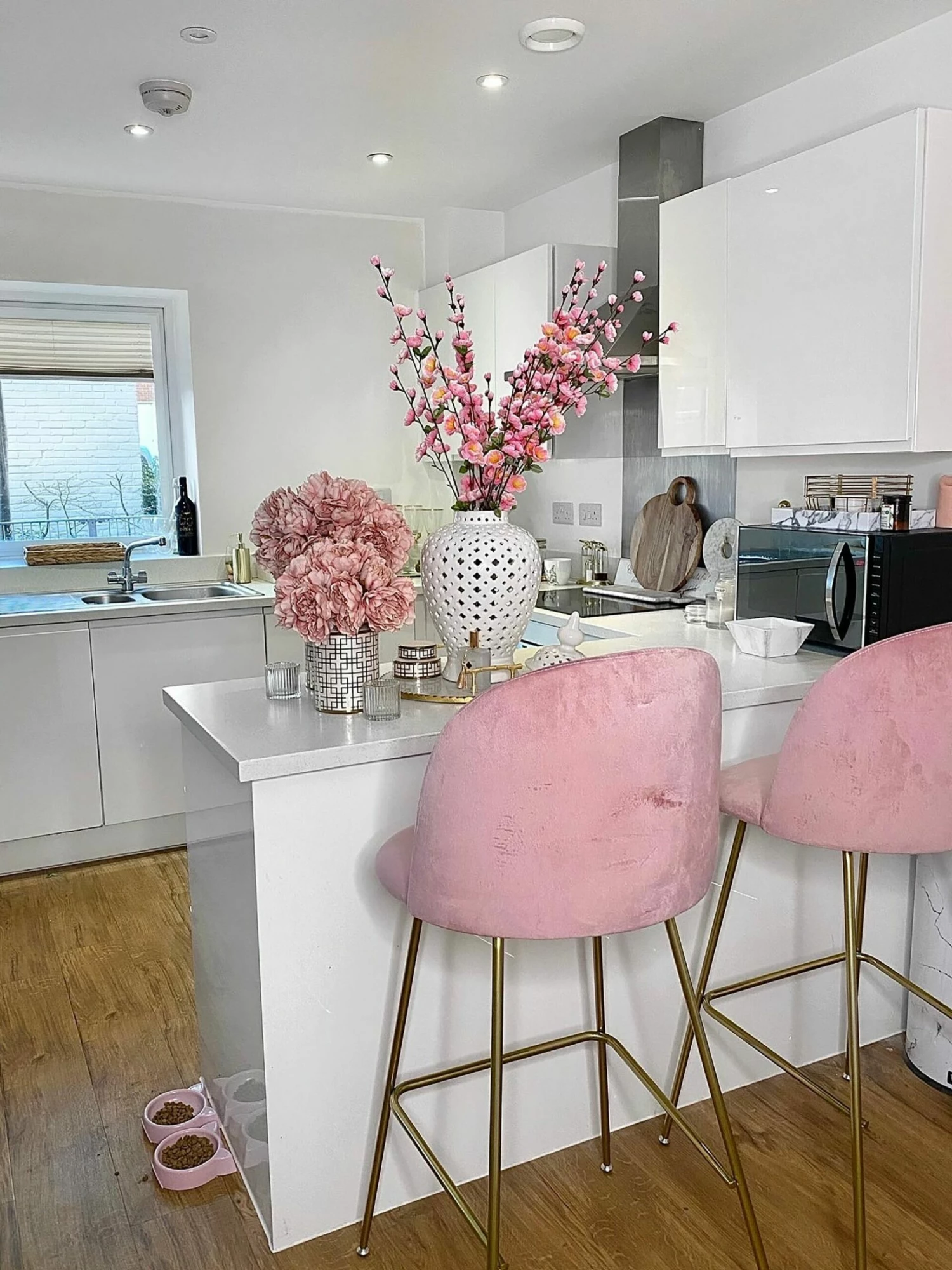 Barstuhl Samtstoff Rosa / Gold 2er Set ARCOLA – Bild 3