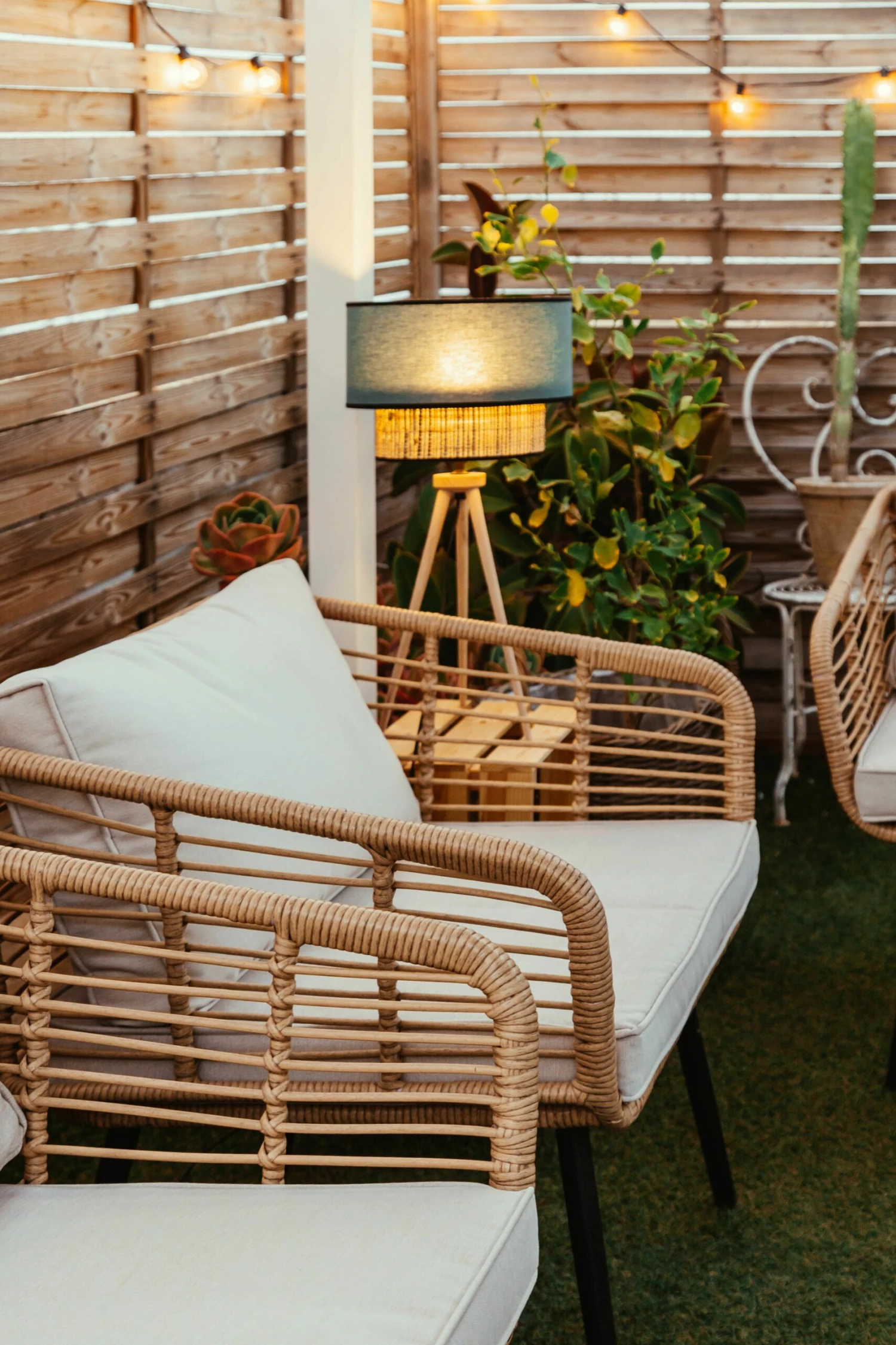 Lounge Set Rattan Natürlich 4-Sitzer Auflagen Hellgrau CORINTH II – Bild 8