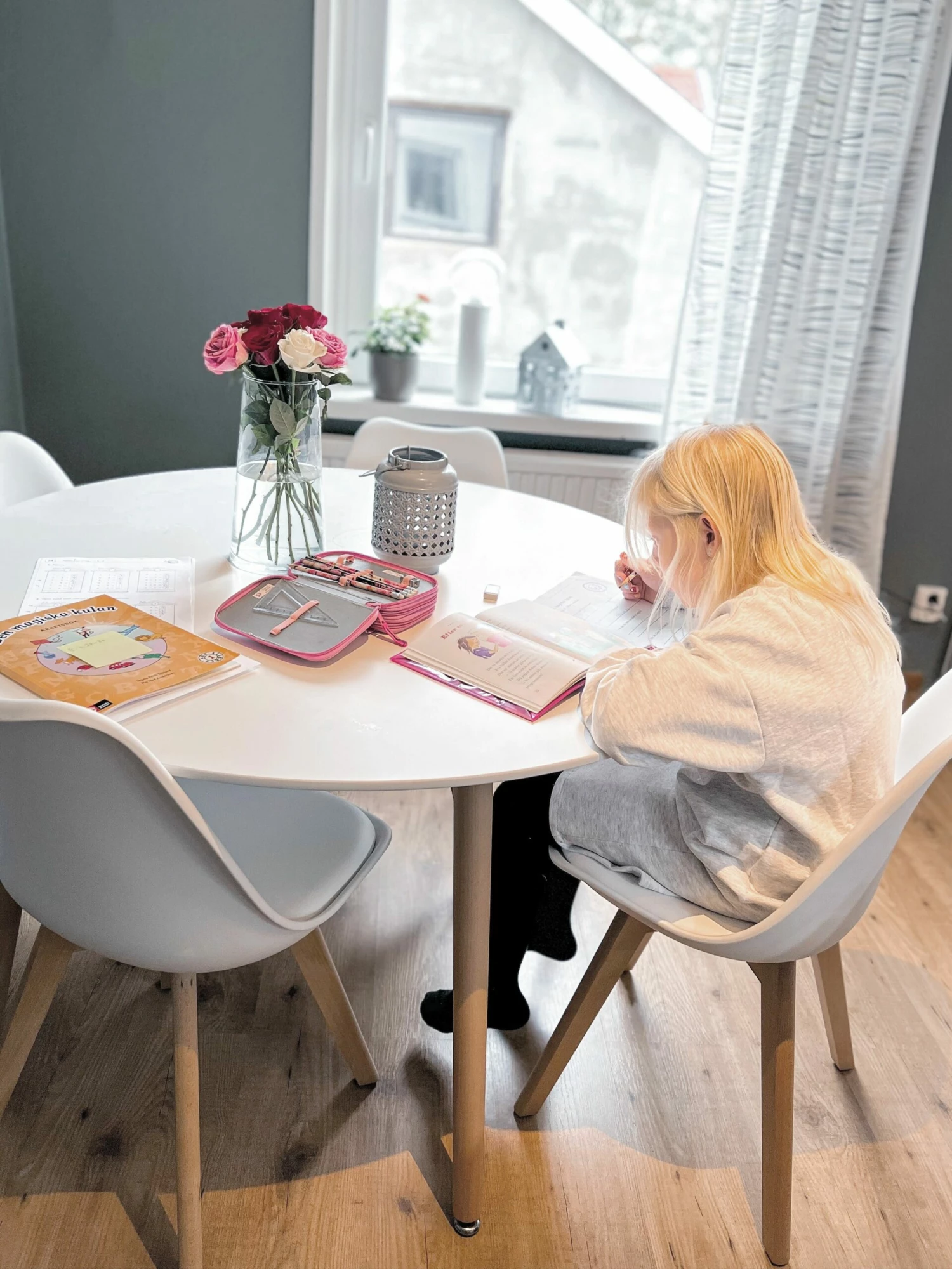 Esstisch Weiß Rund Verschiedene Größen BOVIO – Bild 7