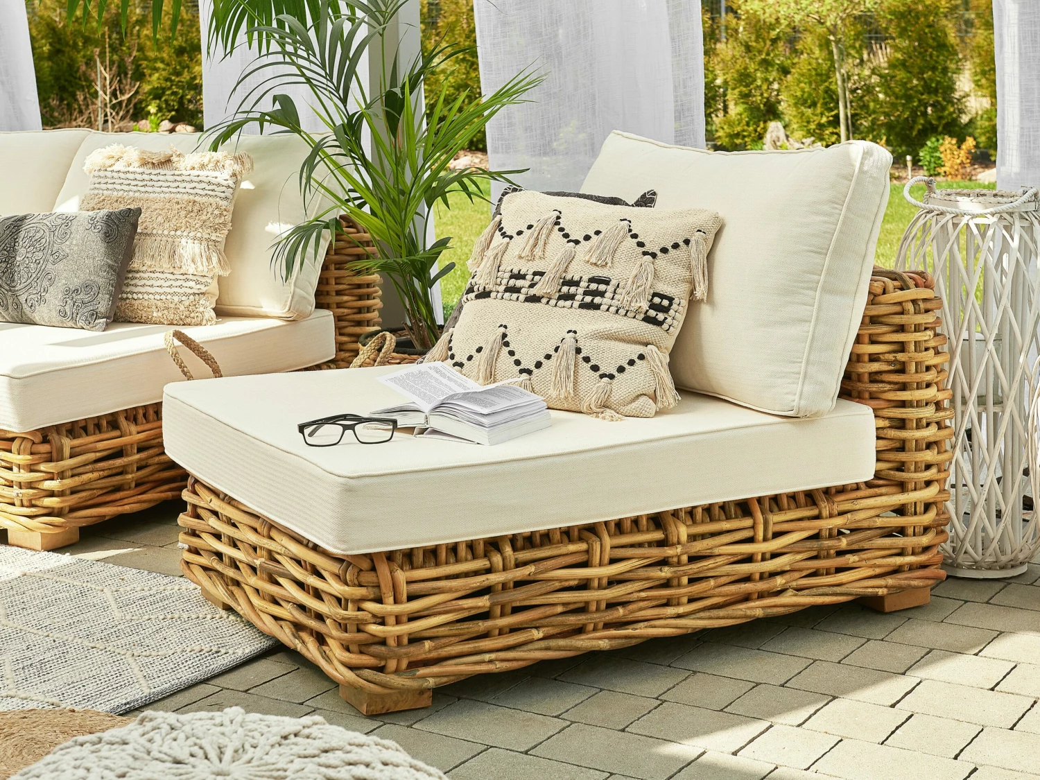 Lounge Set Rattan Natürlich 4-Sitzer Rechtsseitig Auflagen Cremeweiß VARALLO – Bild 6