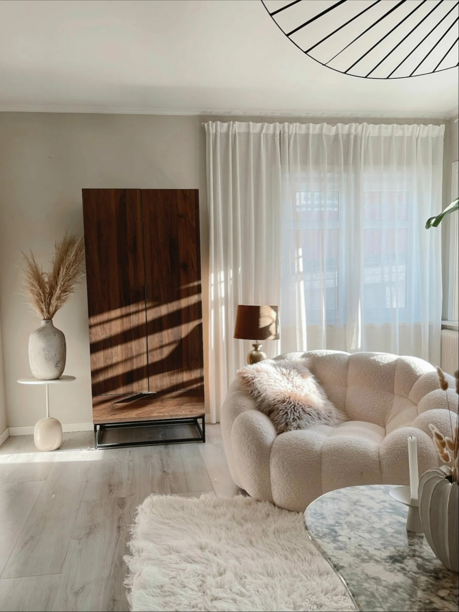 Kleiderschrank Dunkler Holzfarbton 2 Türen 1 Schublade LINGEN – Bild 3